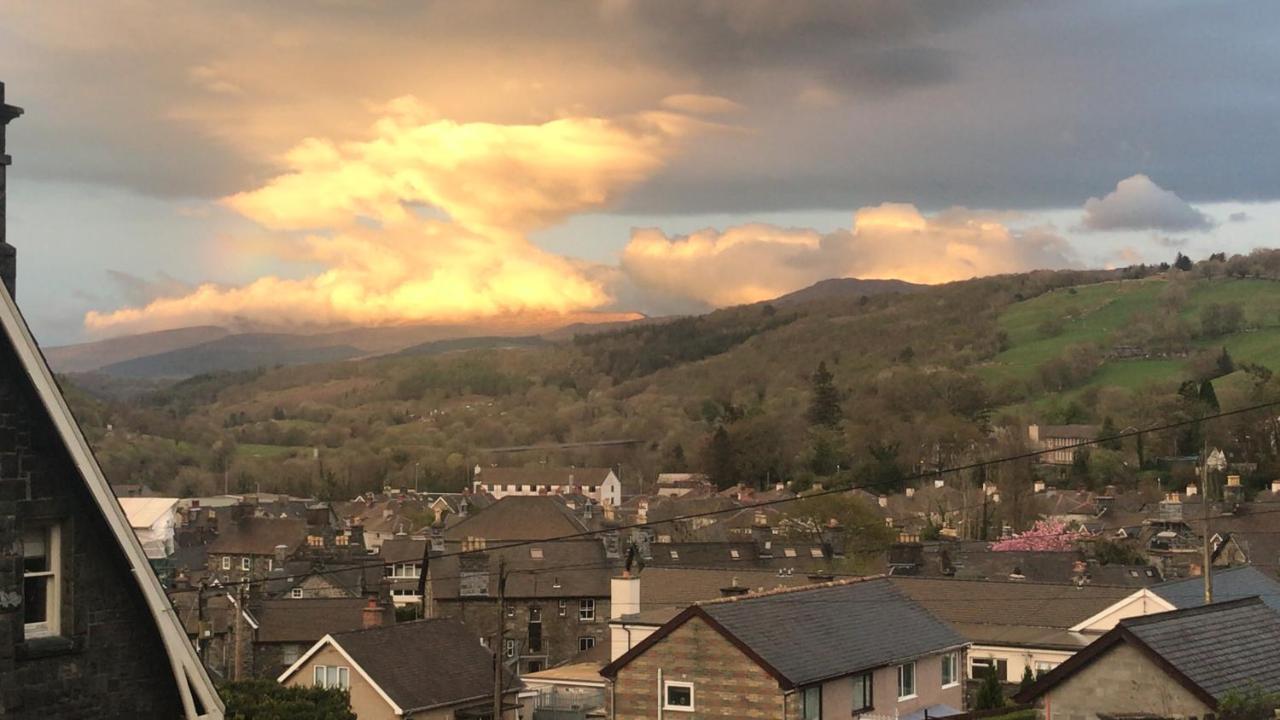 Bryn Mair Bed and Breakfast Dolgellau Exteriör bild